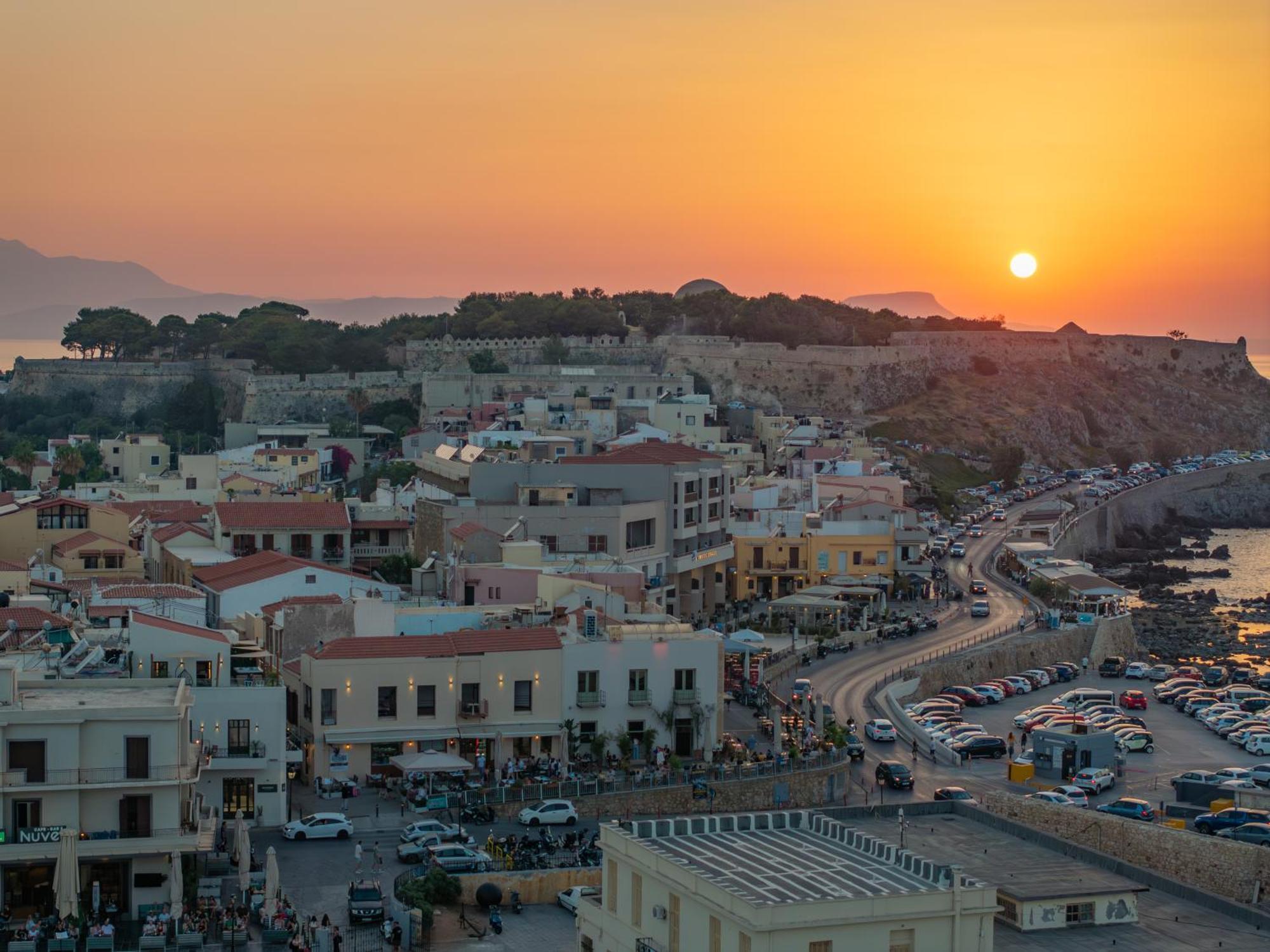 Rettimo Suites, Experience Luxury In The Heart Of Rethymno Eksteriør bilde